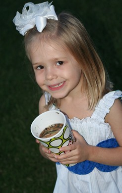 anna kate and her petting zoo
