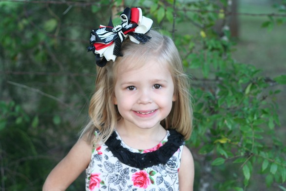 Ella Bella modeling picture for Anna Kate