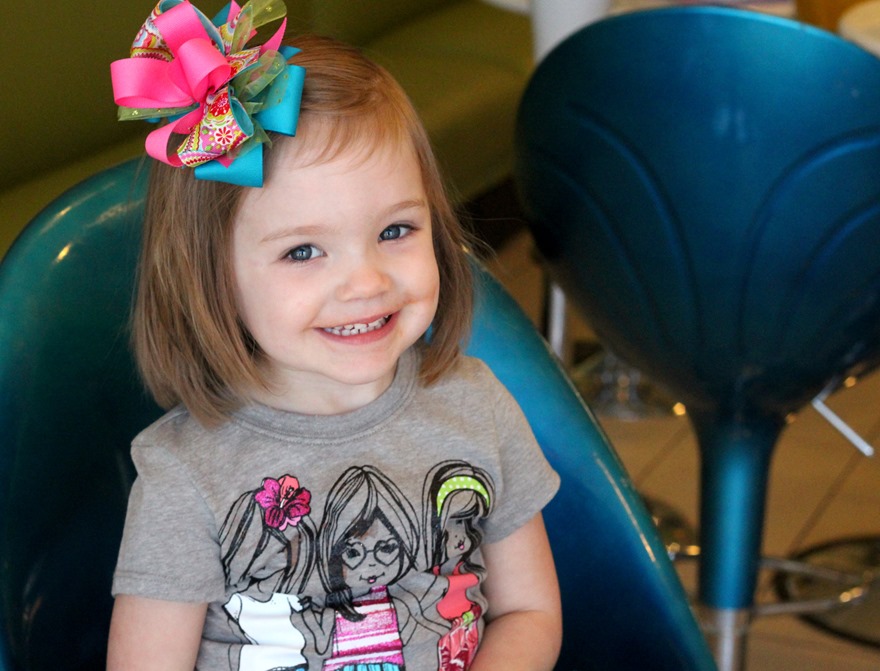 Rose and her blue eyes at yogurt zone