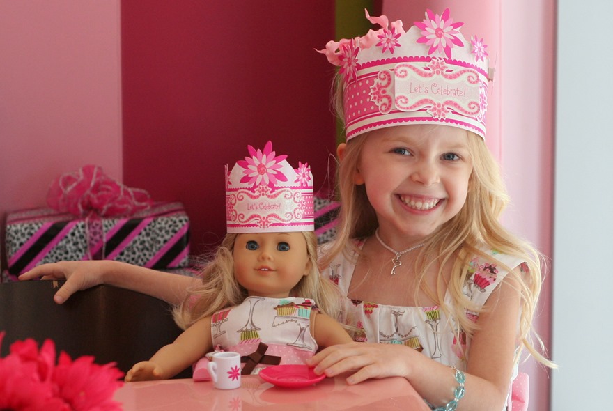 Noelle and Lilly at American Girl Bistro