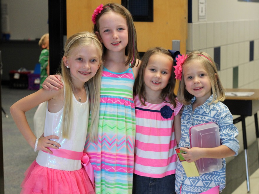 Noelle Hannah Sydney and Anna Kate