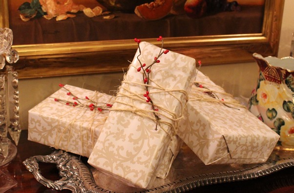 mom rara wrapping paper present